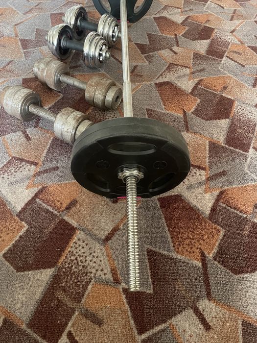 Продам спортивный инвентарь