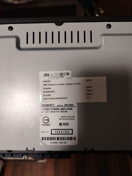 Sony усилител колонка