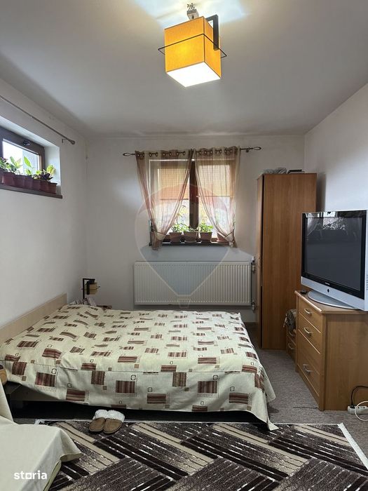 Casă / Vilă Girov Contesti