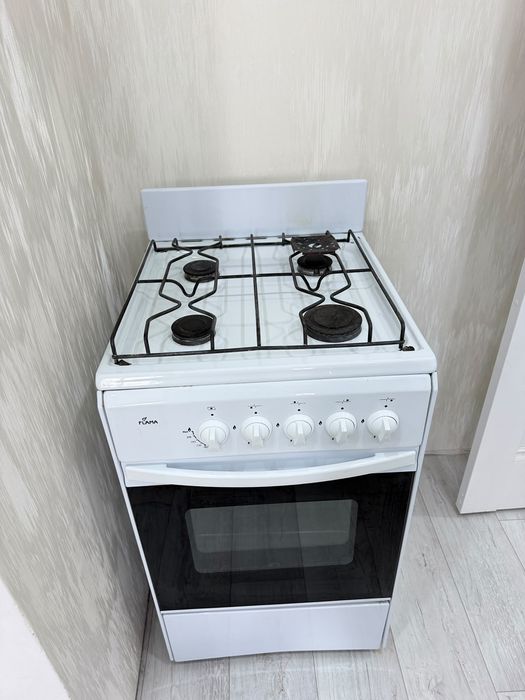 Газ плита в отличном состояний