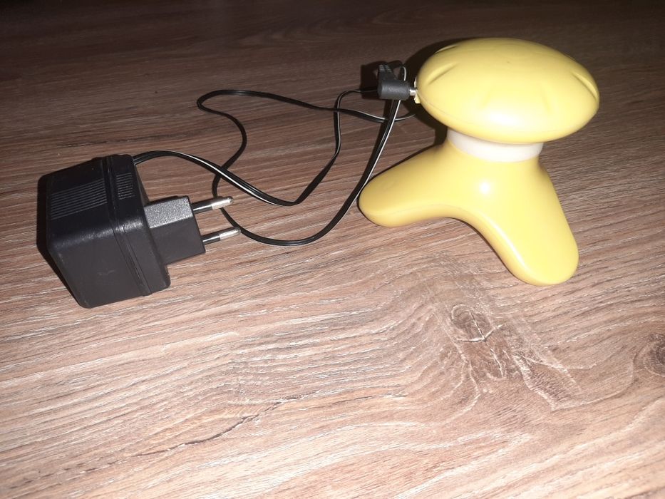 Массажёр для шеи, плеч, спины и тд.