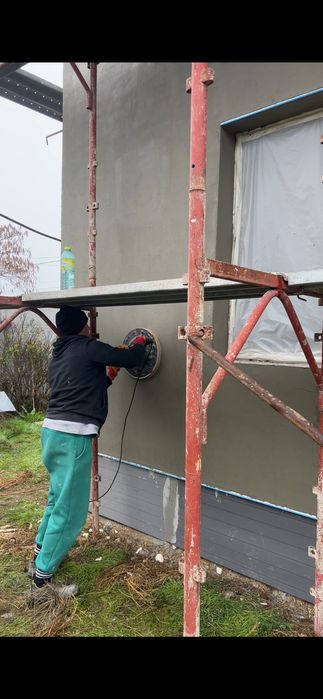 Firmă de construcții !!!Executam Termosistem,izolații termice fațade,renovări vopsire,reparații.