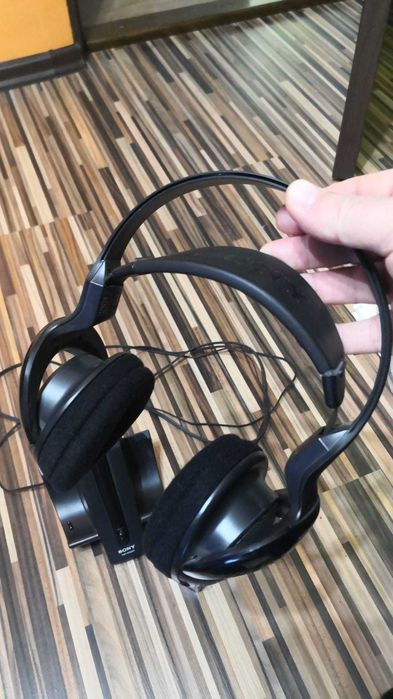 Vand casti Sony TMR-AF850R deosebit de frumoase