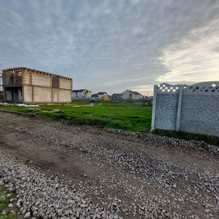 Vând teren intravilan în  Călărași sos Sloboziei Cartier Rezidential