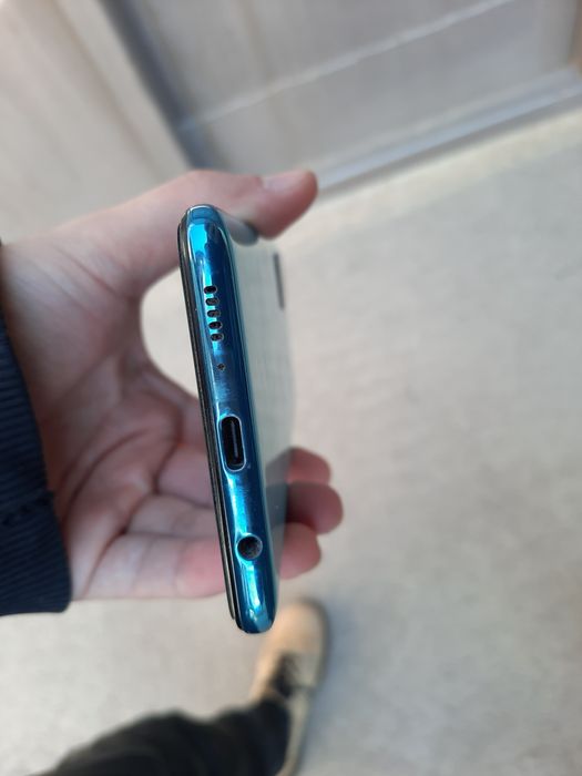 Продам Samsung Galaxy A51 6/128