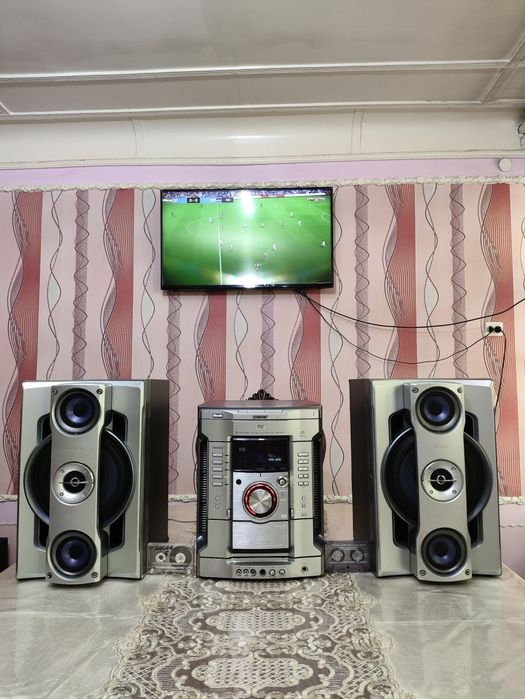 Orginal SONY 4600 watt bass bomba