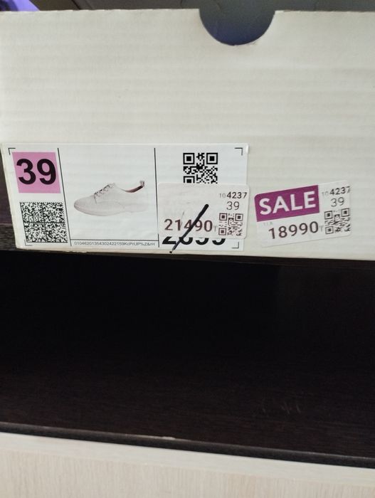 Полуботинки новые кожаные 39р