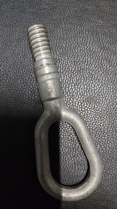 Продам крюк буксировочный БМВ5 серии E39