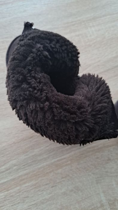 Натуральные угги,  размер 24