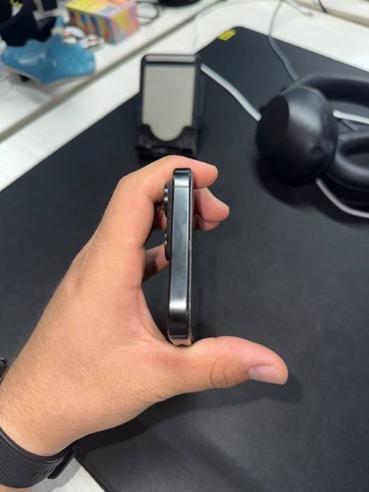 iPhone 16 pro max 16/512 gb, sim+e-sim, 93% battery