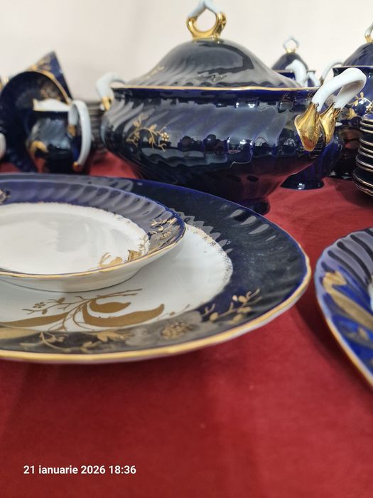 Serviciu de masă 12 persoane