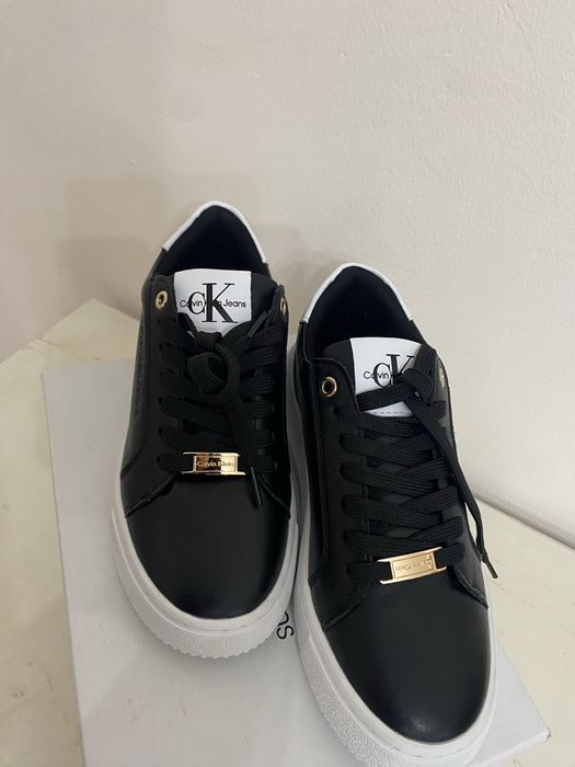 Продам новые кеды Calvin Klein.