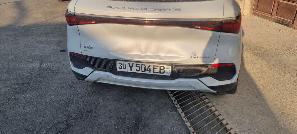 Byd bagaj radnoy kraska: 250 у.е. - Avto ehtiyot qismlar Samarqand на Olx