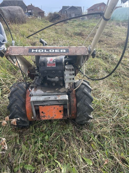 Cositoare pe benzina Holder