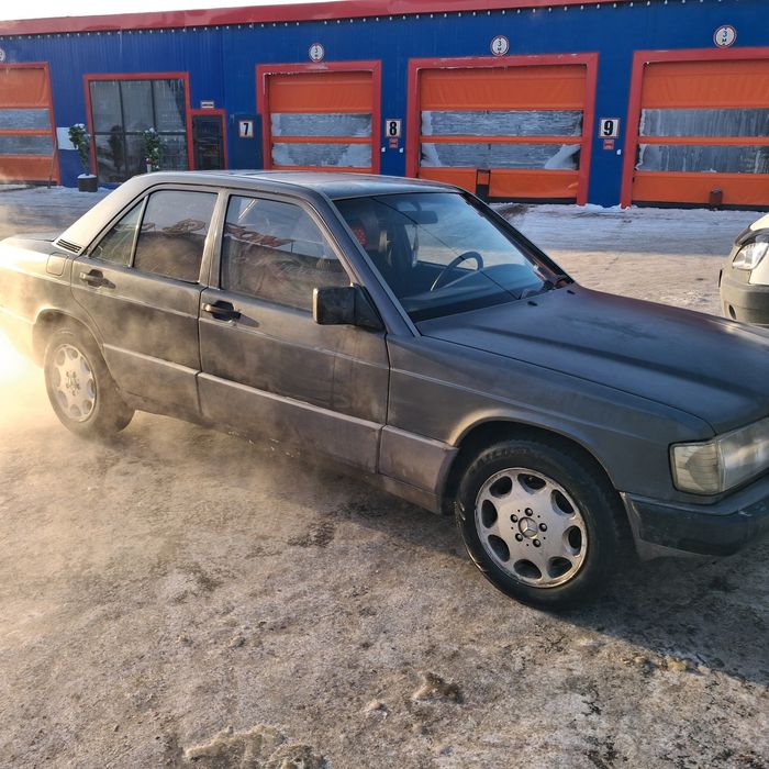 Продам авто мерседес 190