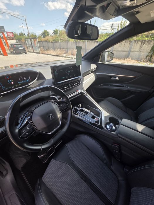 Peugeot 3008 2023 | 1.6i | 300 CP | 4x4 Plug in HYBRID |  RAR efectuat