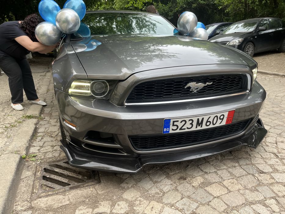 Ford Mustang S197 за бал