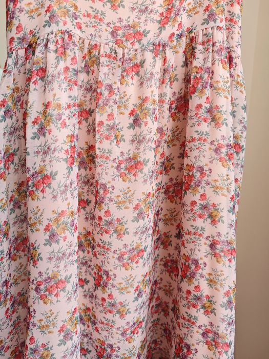 Прекрасна рокля Twinset, 140см.