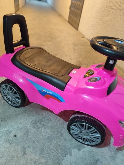 Детска кола за яздене