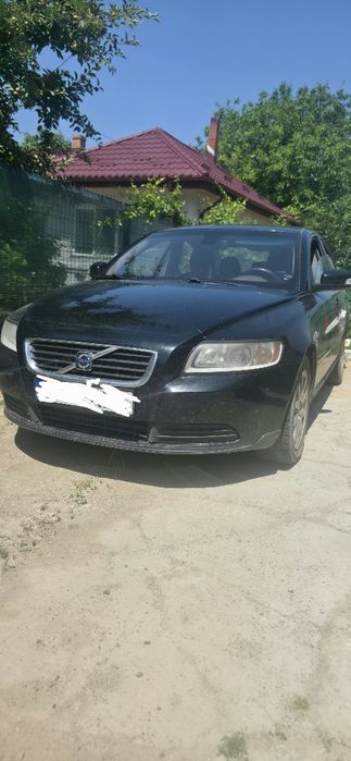 VOLVO S40