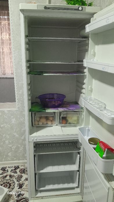 Muzlatgich INDEZIT холодилник