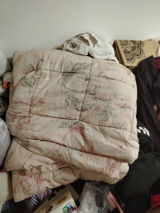 Отдам одеяло большое