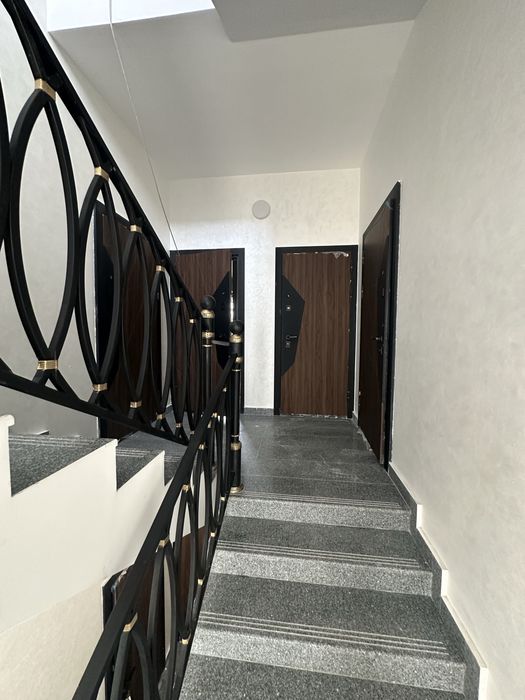 Продам Квартира 2х ком 51 м2 + балкон в Новостройка ор-р: Рисовый б/р