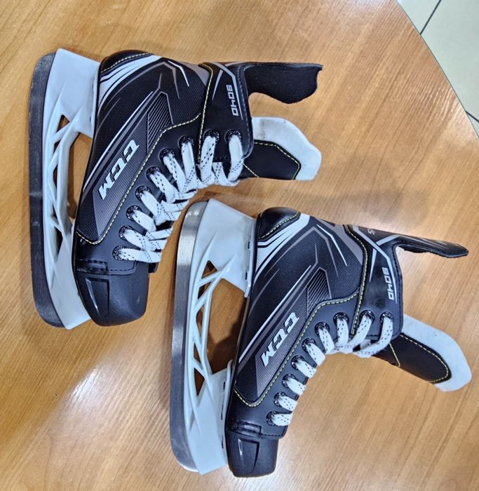 Коньки CCM Tacks 9040,36размер