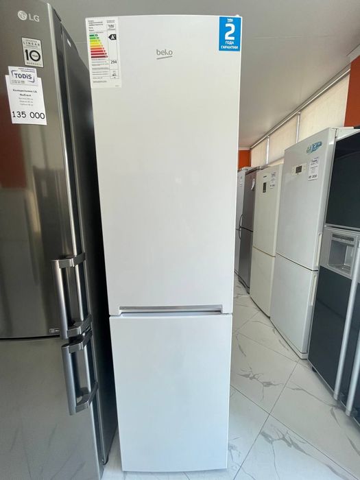 Холодильники разные от 50000 и выше гарантия