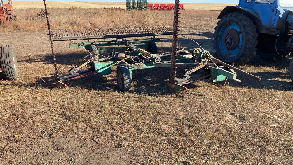 Продам пресс подброщик мтз 80 юмз-6