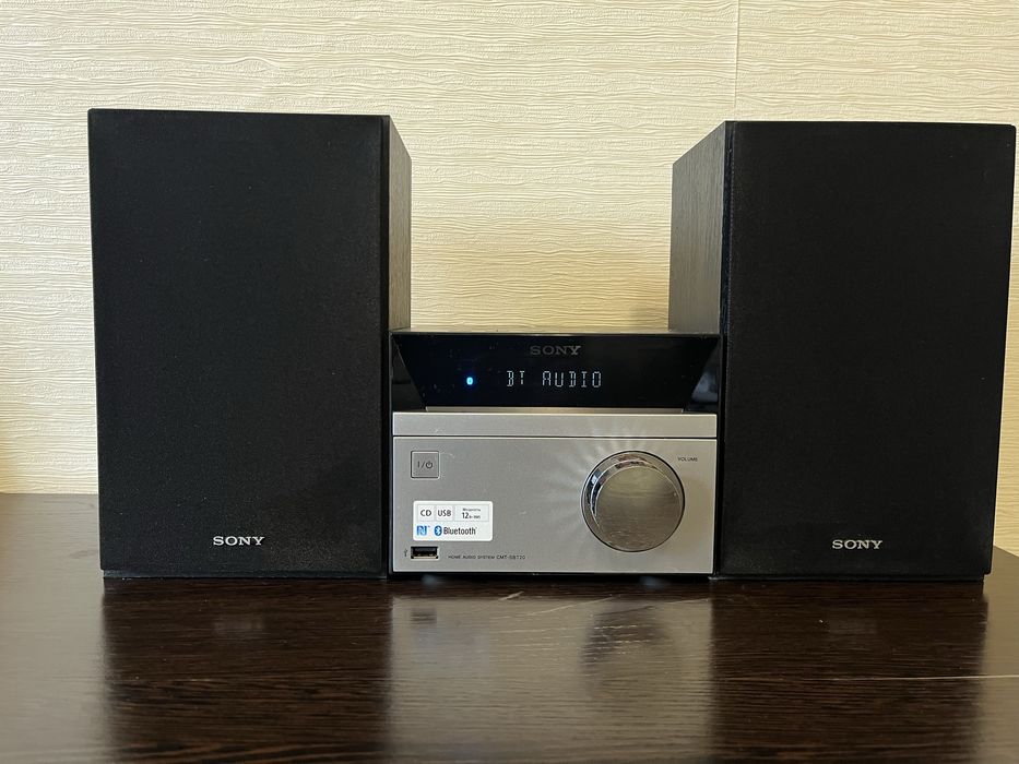 Sony CMT-SBT20 — компактная аудиосистема
