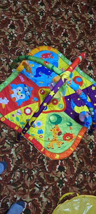 Детский развивающий коврик