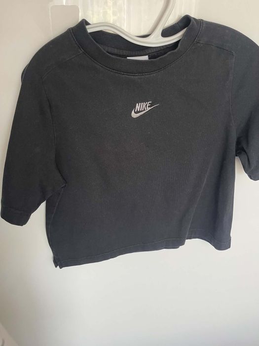 Продавам Тениски на Nike