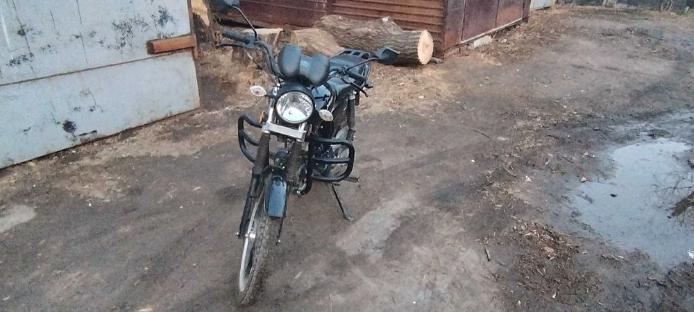Продам мопед yaqi 50cc ,пробег 1100
