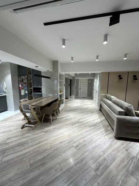 Kocмонавтов 110м2 Спeц План 4/3/7 Гoлубие Кyпола Ресторан