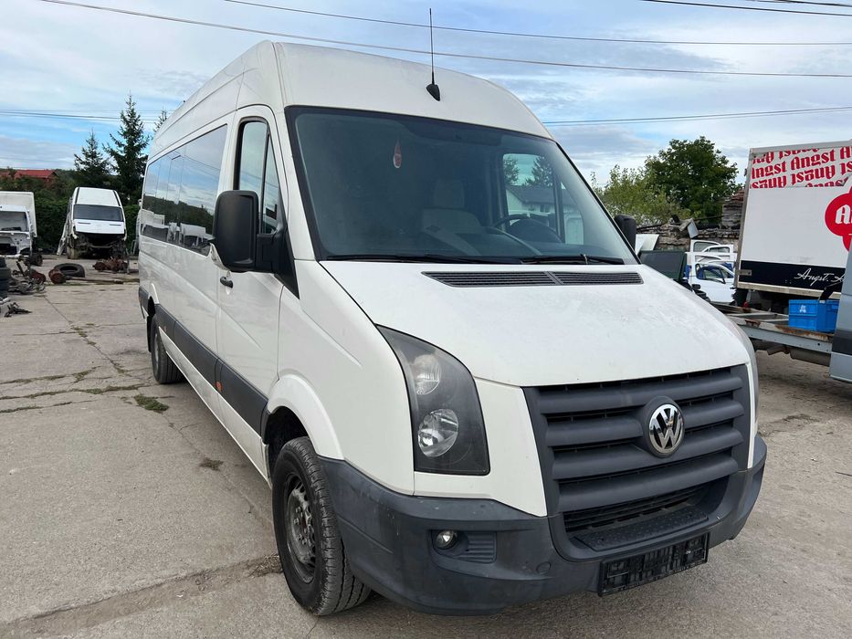 Dezmembrez Volkswagen CRAFTER 2.5 TDI 8+1 locuri 163 cp BJM EURO 4 2009