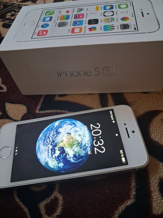 IPHONE 5s apropae nou