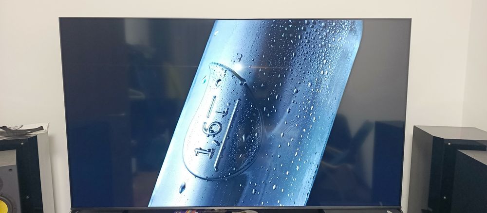 TV TCL 214 cm 85C735