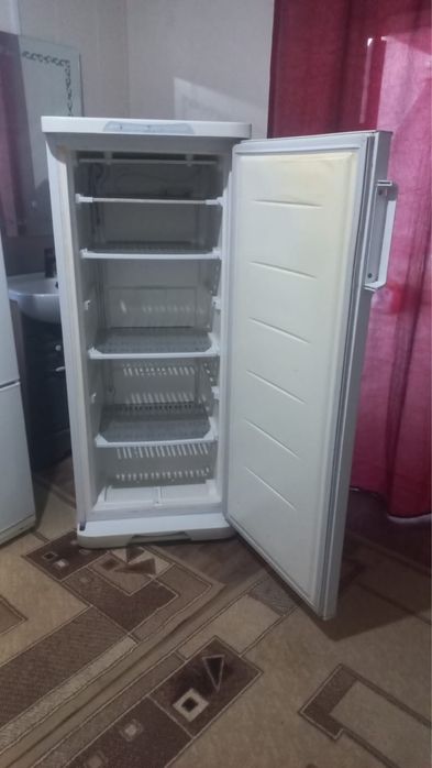 Холодильник техника