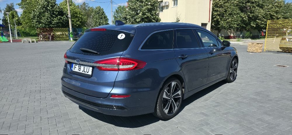 FORD Mondeo 2021 — imagine 3