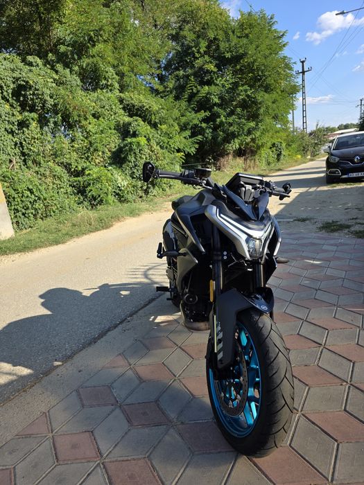 CF MOTO 800NK 2025