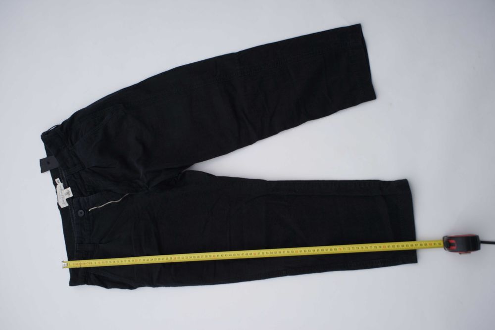 Pantaloni 55% IN 45% bumbac - H&M - EUR 31 S-M