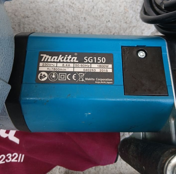 Професионална фреза за канали Makita 1800вата.