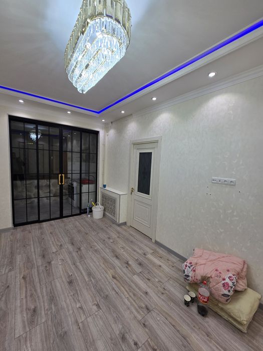 Срочно продаётся квартира без маклер в Кадишева 3х комнатная евро ремо