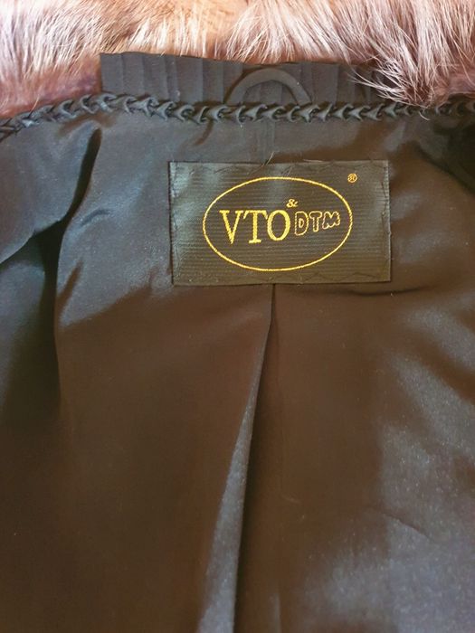 Шуба натуральный мех 52 размер