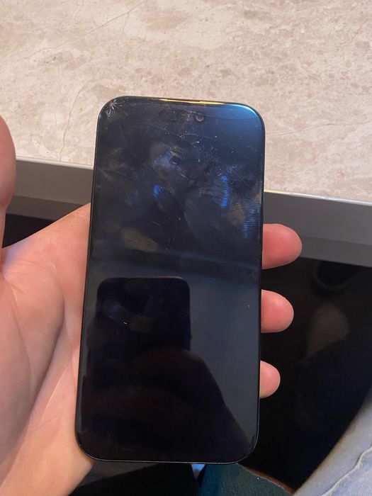 Vand Iphone 16 Simplu