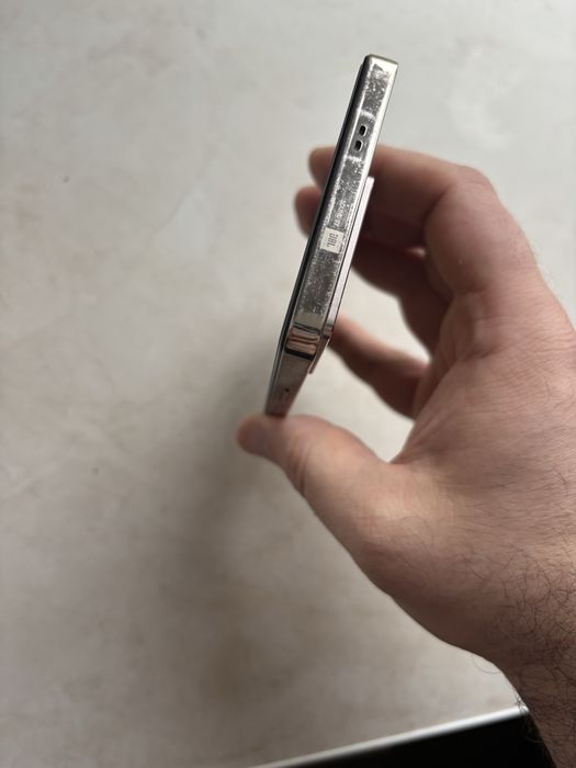 Infinix Note 30 Pro в идеальном состоянии