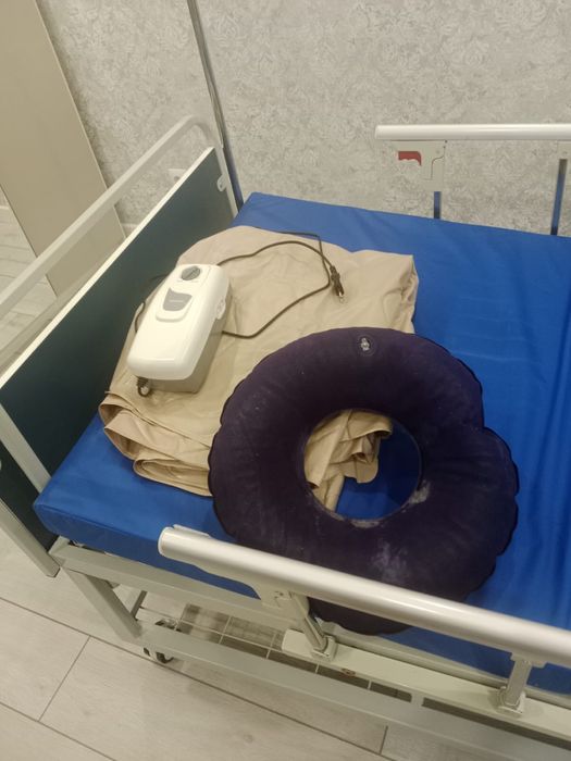 Продам медицискую кровать
