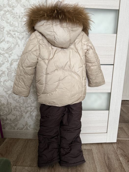 Продам комплект зимний для девочек