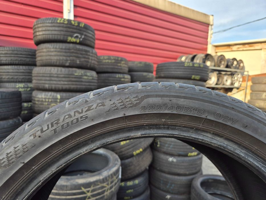 2 Anvelope de VARA - 225/40/18 - BRIDGESTONE - APP NOI - DOT 2020 !